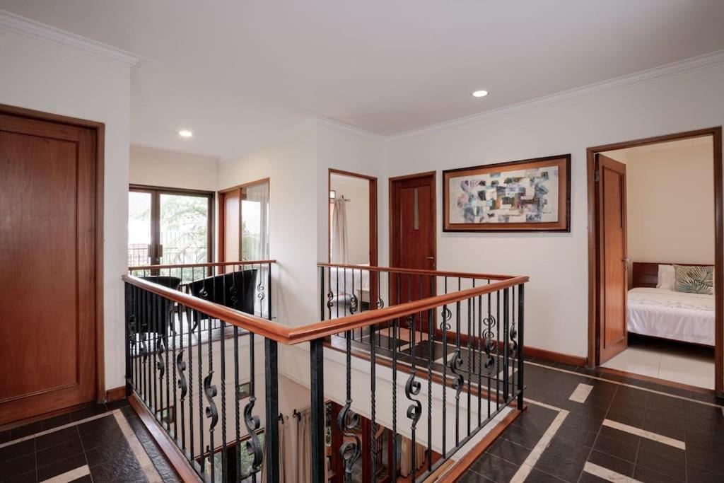 Pasteur Beautiful Luxury Home 반둥 외부 사진